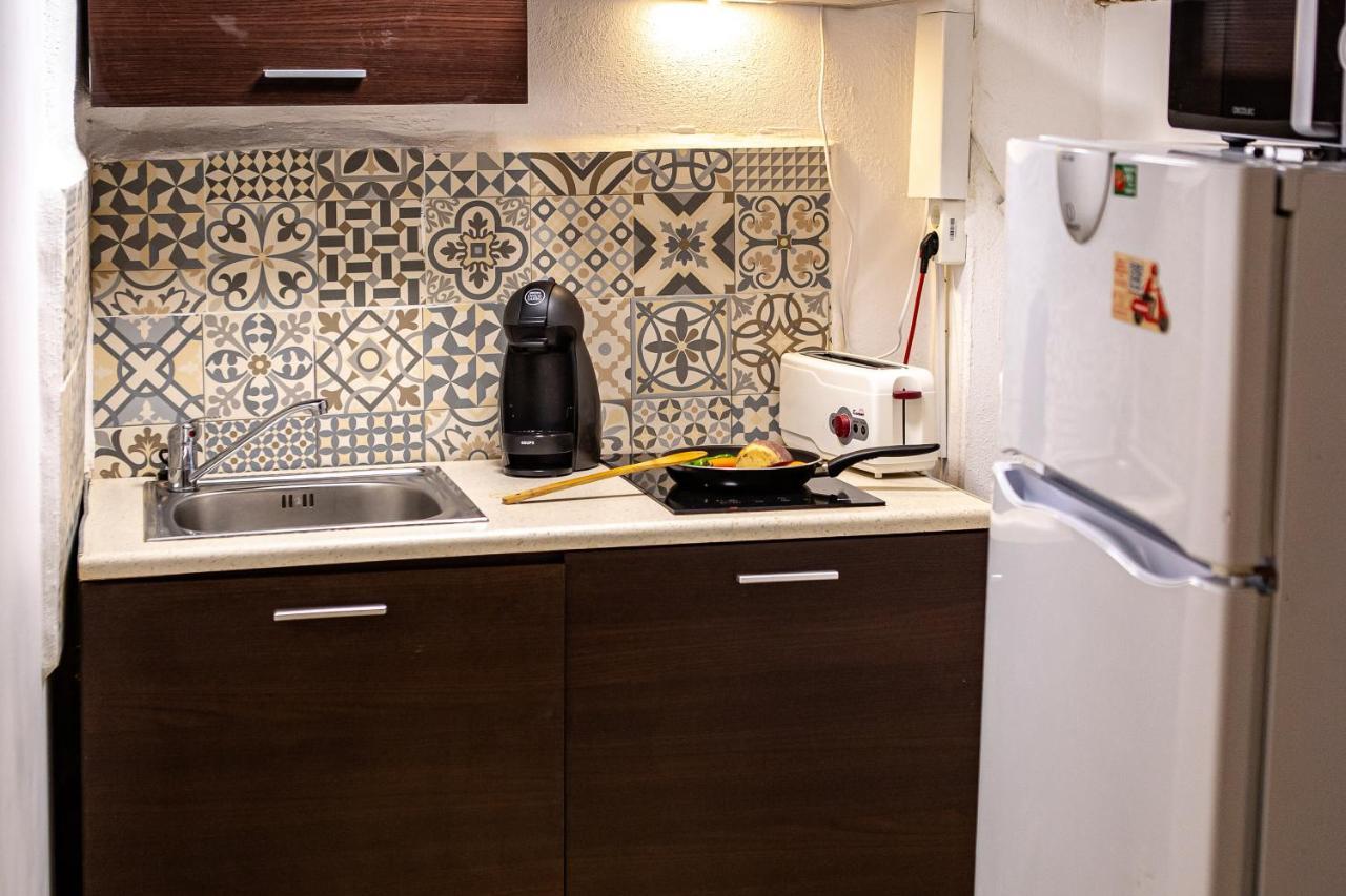 Fortress Jacuzzi Suites Xativa Ngoại thất bức ảnh