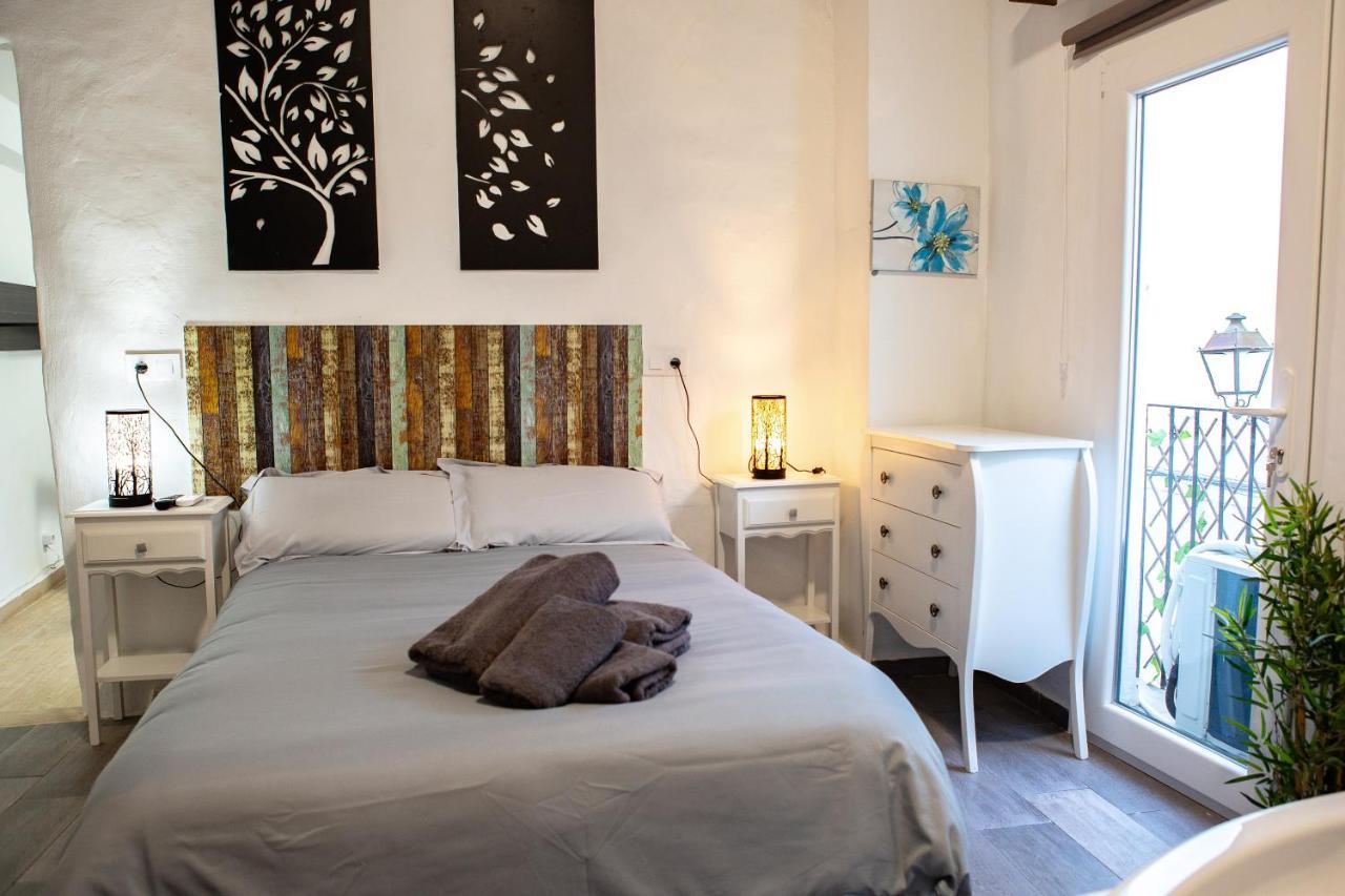 Fortress Jacuzzi Suites Xativa Ngoại thất bức ảnh