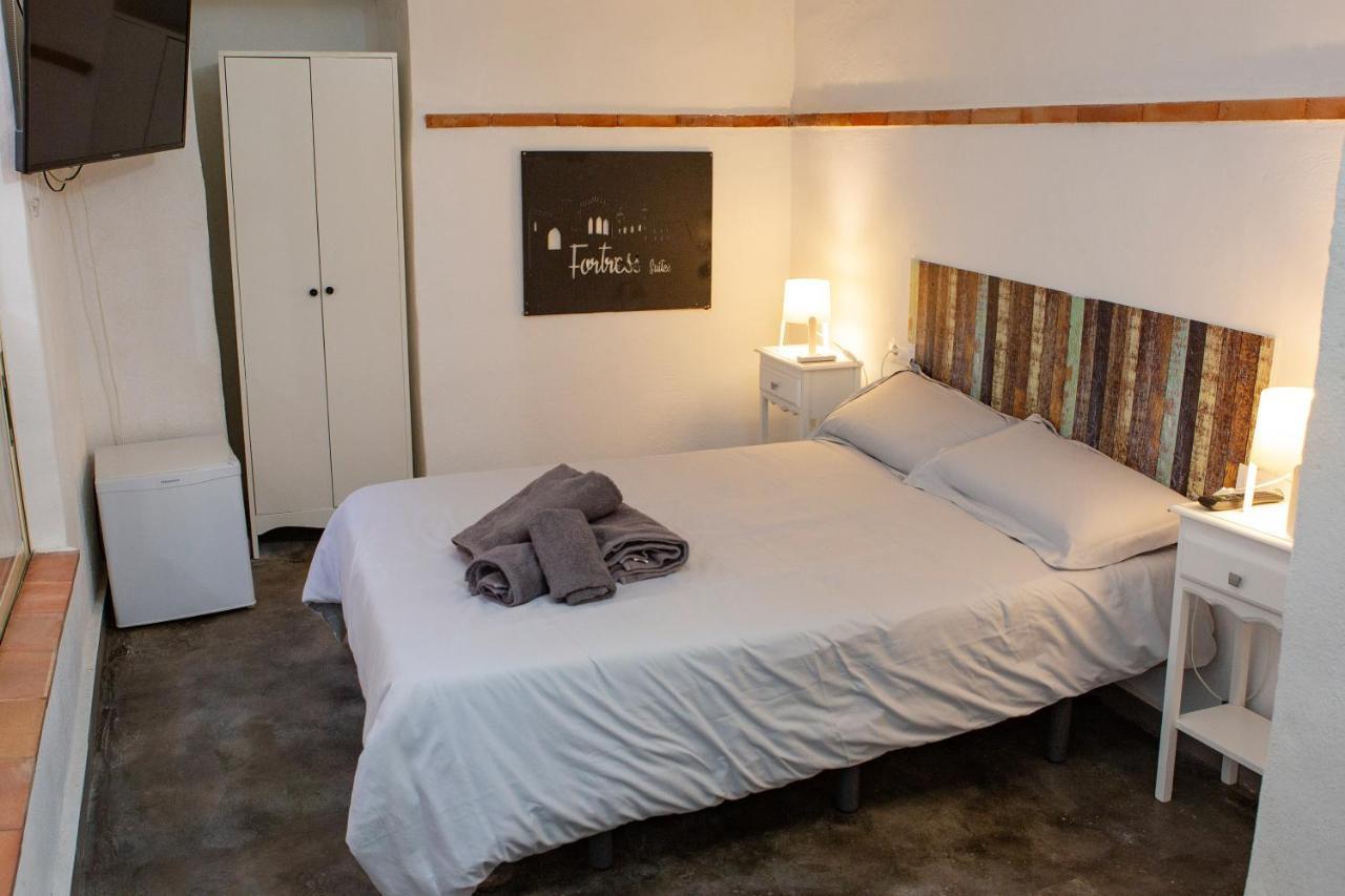 Fortress Jacuzzi Suites Xativa Ngoại thất bức ảnh