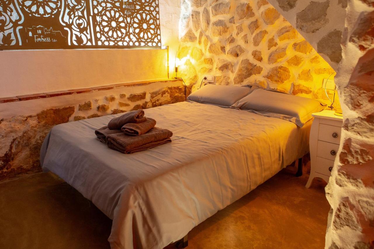 Fortress Jacuzzi Suites Xativa Ngoại thất bức ảnh